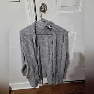 Divided Sweater M